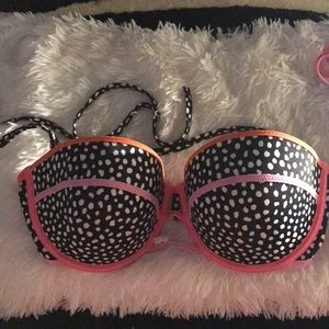 2 piece Victoria's Secret swim suit. Top 34/DD med
